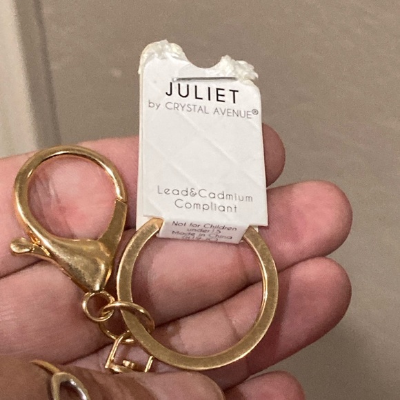 Pink Butterfly Keychain - Picture 9 of 11